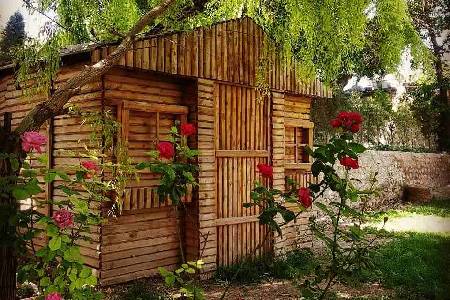 باغ عمارت گل مریم سرخه حصار (لوکیشن در تهران)