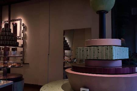 کافه نوآر (لوکیشن در تهران)