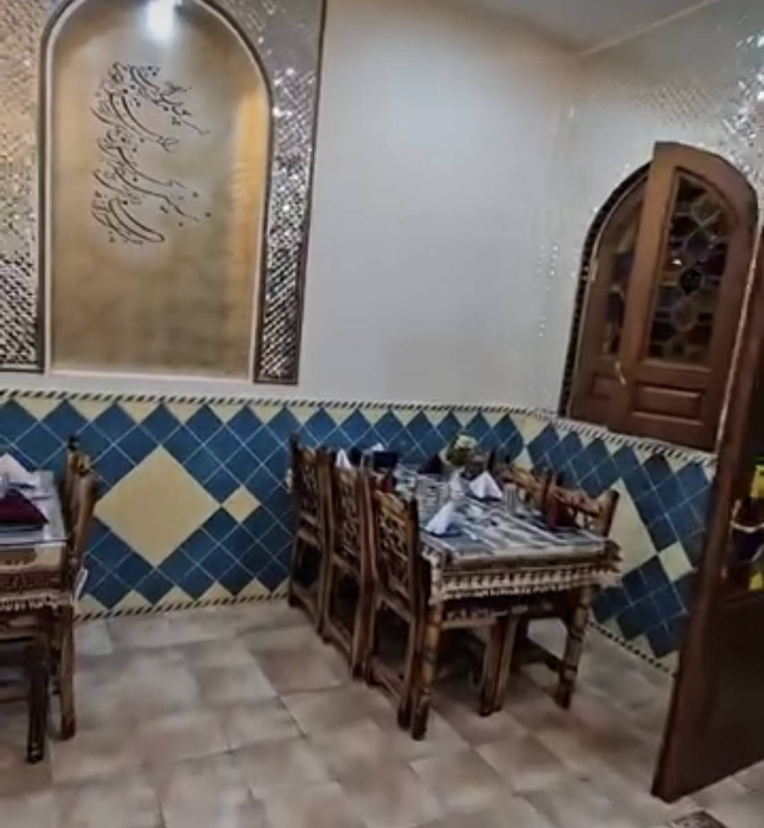 کافه رستوران فردوس (لوکیشن در تهران)