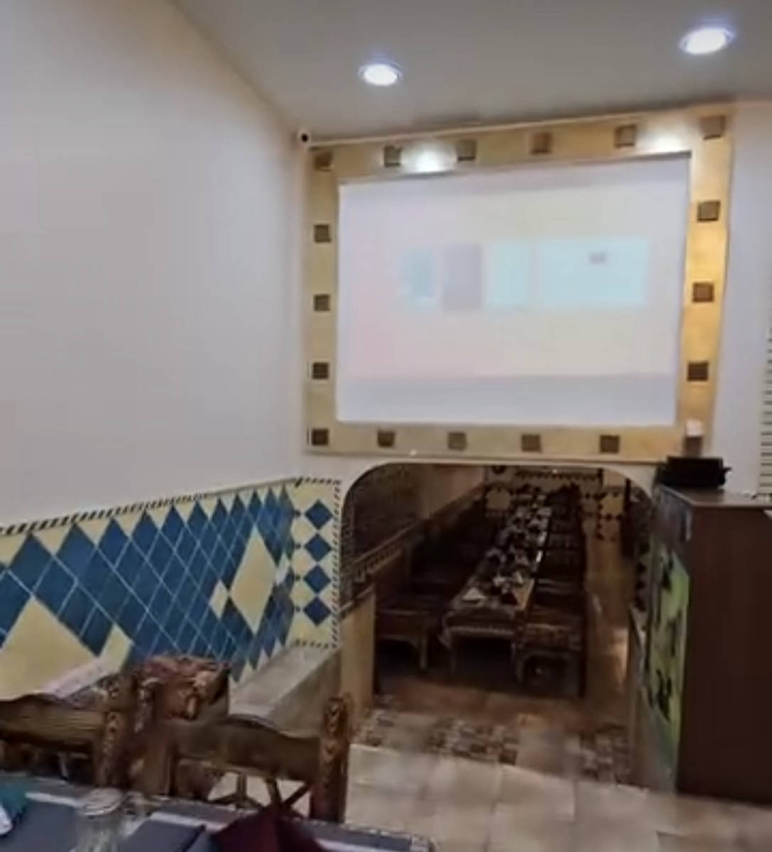کافه رستوران فردوس (لوکیشن در تهران)