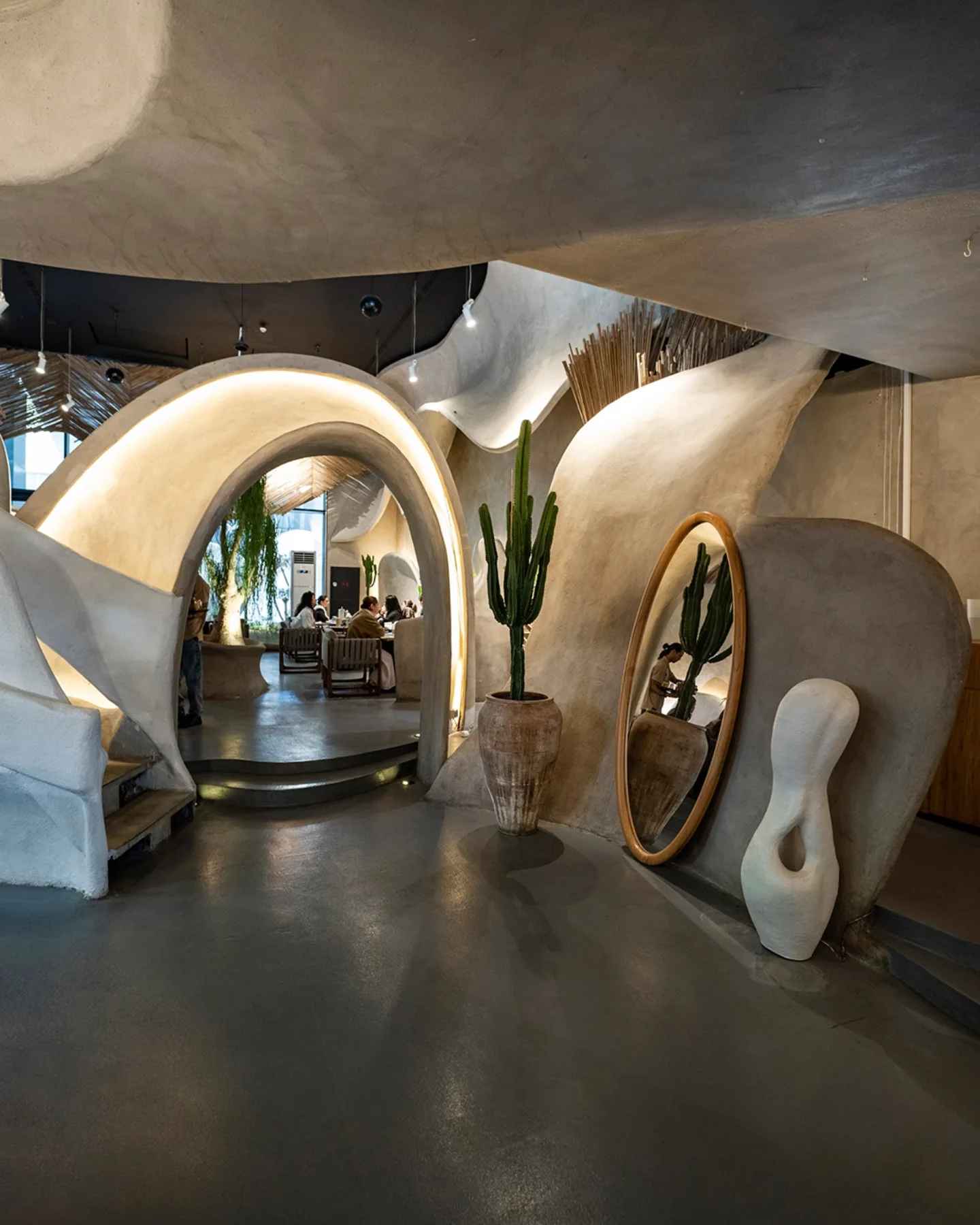 کافه رستوران تولوم (لوکیشن در تهران)