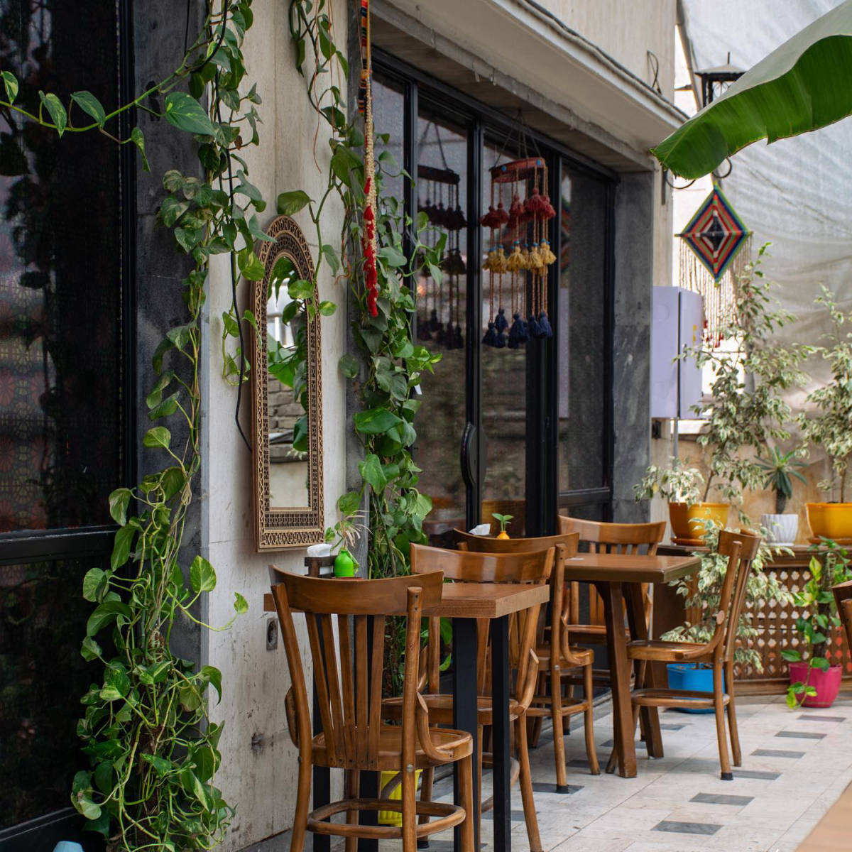 کافه باغ بارمان (لوکیشن در تهران)