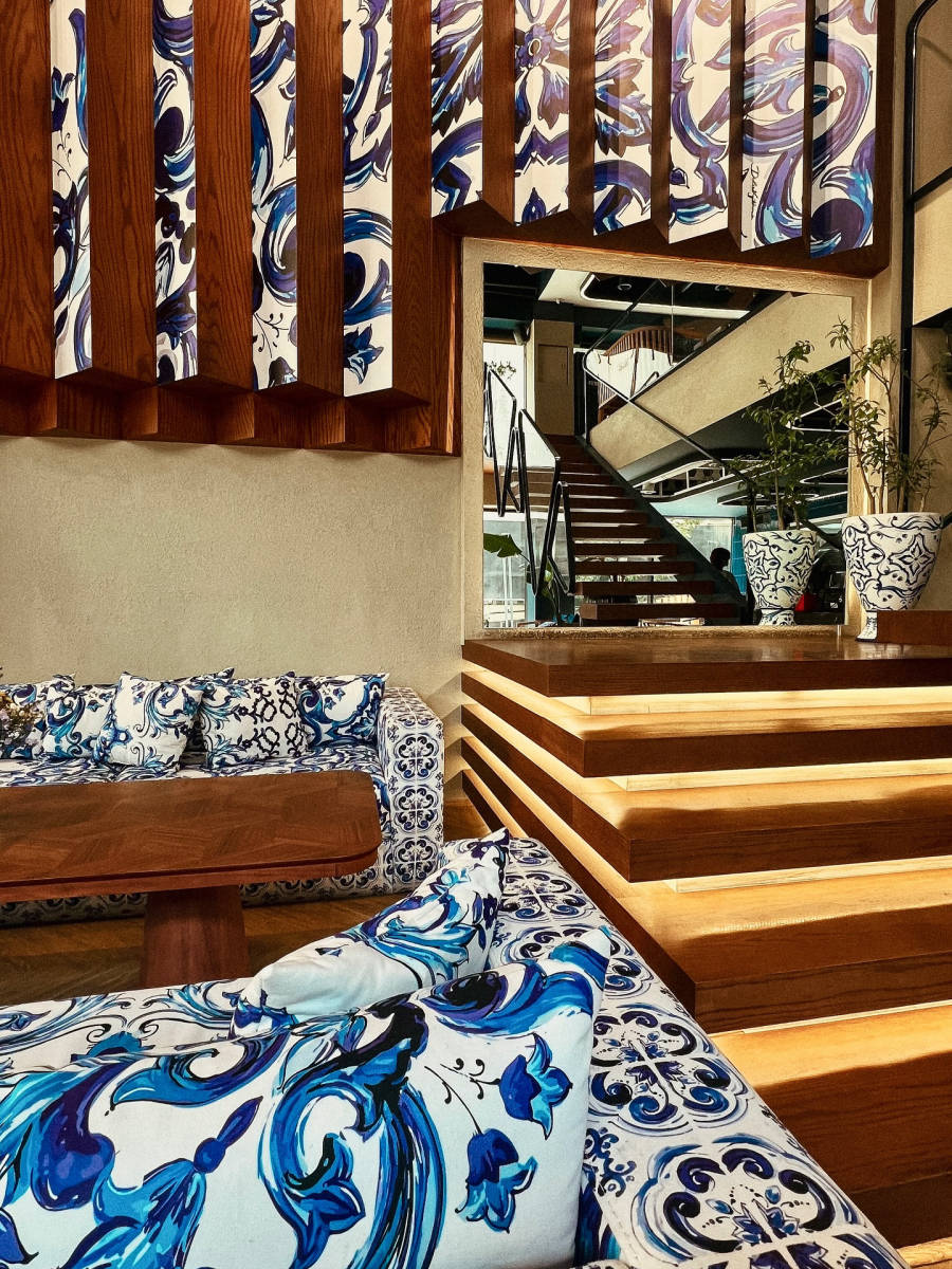 کافه بلک برز (لوکیشن در تهران)