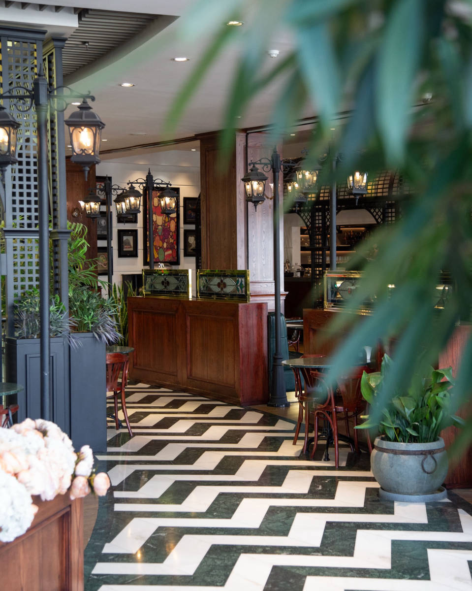 کافه رستوران بلوار (لوکیشن در تهران)