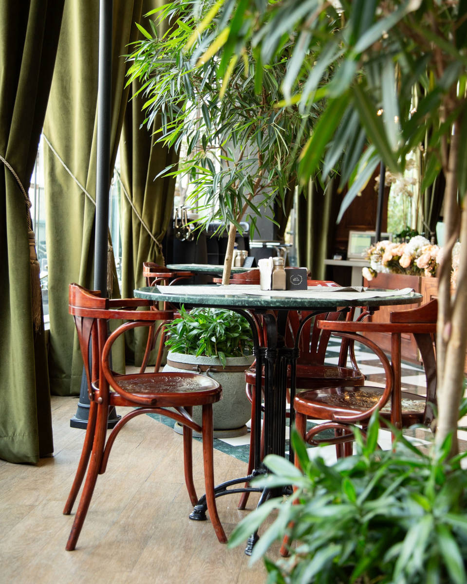 کافه رستوران بلوار (لوکیشن در تهران)