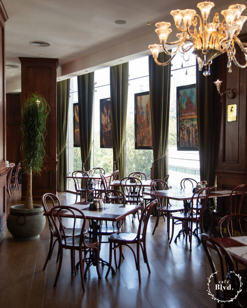 کافه رستوران بلوار (لوکیشن در تهران)