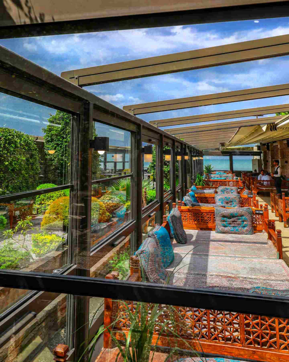 رستوران ارکیده (لوکیشن در تهران، مازندران، کرج و اصفهان)